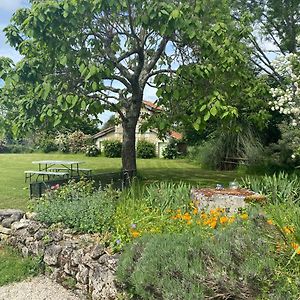 Saint-Ciers-sur-GirondeCharmante Longere Girondine别墅 Exterior photo