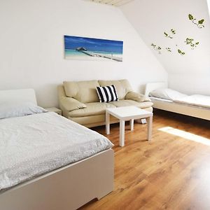 Cozy Worker Apartments 下卡瑟尔 Exterior photo