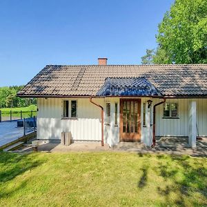 Nice Home In Grbo With Jacuzzi Gråbo Exterior photo