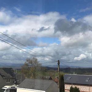 Cheerful Two Bedroom Cottage In The Forest Of Dean Lydbrook Exterior photo