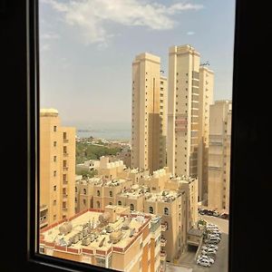 科威特A Journey Of Luxury Seaview Living.公寓 Exterior photo