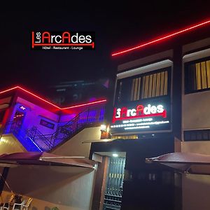 Hotel Les Arcades 科托努 Exterior photo