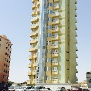 本尼德阿尔加尔顶层公寓 科威特 Exterior photo
