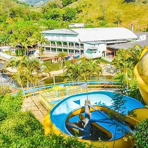 Hospedaria E Alojamento Sitiochamine Piscinas Naturais Itaguaí Exterior photo