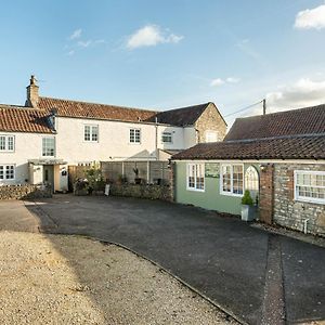 SistonThe Farmhouse With Two Hot Tubs别墅 Exterior photo