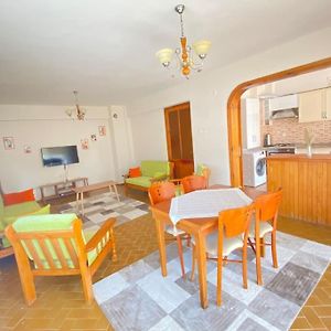 3 Minutes To Calis Beach By Walking, 3 Bedrooms 费特希耶 Exterior photo