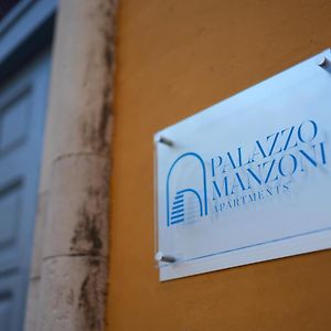 Palazzo Manzoni Apartments 巴里 Exterior photo