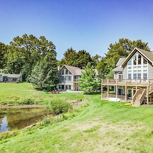 Lakefront Home Near Wisp With Great Location Dock Slip Hot Tub 麦克亨利 Exterior photo