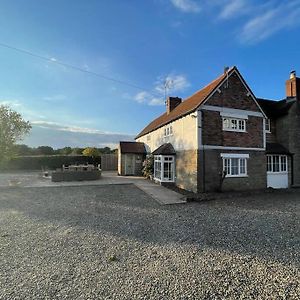 Ludlow - 10 Mins. Stunning Country House - Sleeps 8 Exterior photo