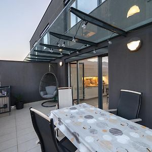 Penthouse Bled Apartment 拉多夫吉卡 Exterior photo