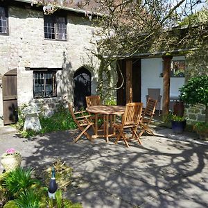 Character 2 Double Bedroom Cottage In 沙夫茨伯里 Exterior photo