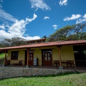 洛哈Vilcabamba Casa / Granja Vilcabamba House / Farm别墅 Exterior photo