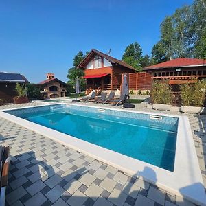 Secluded Holiday Home In Sveti Petar Mre Ni Ki With Swimming Pool Belavici Exterior photo