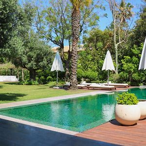 Luxurious Coastal Villa With Pool Near The Beach By Sea N' Rent Herzelia Exterior photo