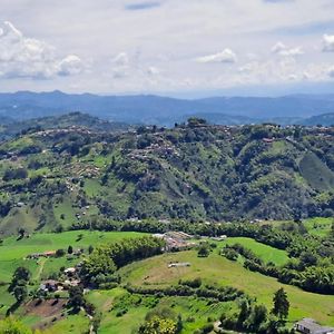 Villamaría Carolina Ruiz旅馆 Exterior photo