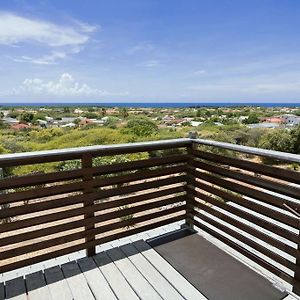 Unbounded Horizons:Serene Home With Panoramic View Savaneta Exterior photo