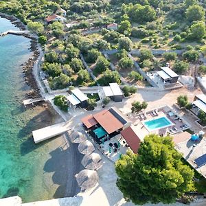 Beach Resort Bain - House Lady, Free Transport, Pool, Bbq, Breakfast, Restaurant, Island Of Zut - Kornati Pristanisce Exterior photo