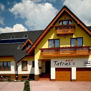 韦尔卡鲁穆尼卡 Tatras酒店 Exterior photo