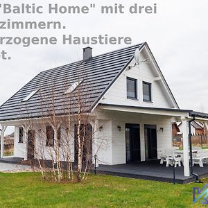 Dom Wakacyjny Baltic Home & Dom Baltic Home Garden Inn Zastan Exterior photo