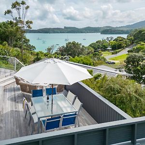 Lavish Luxury - Parekura Bay Holiday Home Rawhiti Exterior photo