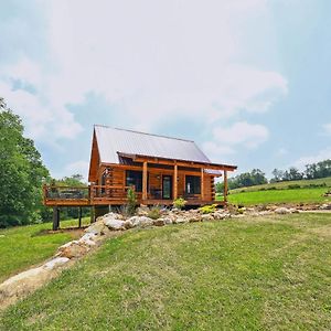 Modern Willis Cabin Retreat 24-Acre Working Farm!别墅 Exterior photo