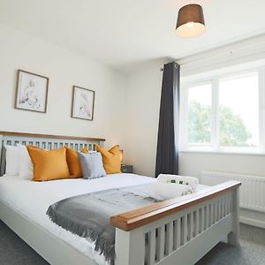 2 Bedroom House In Bradley Stoke- Hopewell 布里斯托 Exterior photo