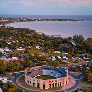 Real San Carlos Colonia Uruguay 科洛尼亚-德尔萨克拉门托 Exterior photo