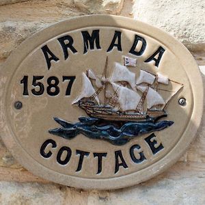 Armada Cottage 查尔伯里 Exterior photo