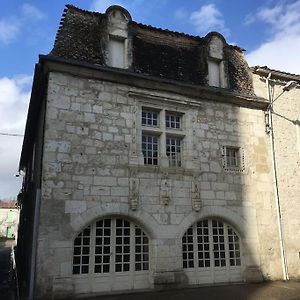 La Maison De La Tour Annex La Sauvetat-du-Dropt Exterior photo