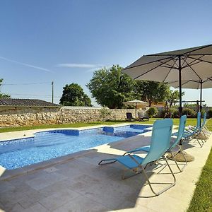 Quaint Holiday Home In Vodnjan With Pool Orbanići Exterior photo