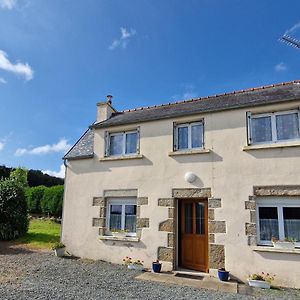 Holiday Home In The Countryside Near The Beach Guerlesquin Exterior photo