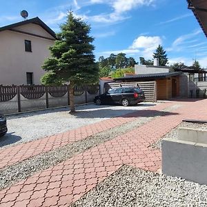 Noclegi Tuszyn M Exterior photo