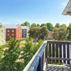 Beautiful Apartment In Visby With Kitchen Exterior photo