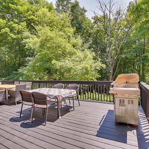 Lakefront New York Abode With Deck, Grill And Fire Pit Mahopac Exterior photo
