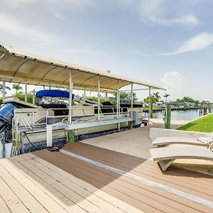 Waterfront Cape Coral Home Lanai, Pool And Dock! Exterior photo