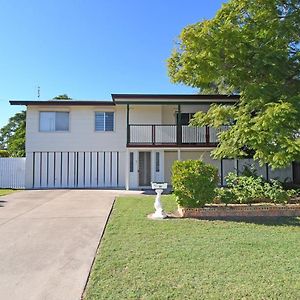 Sandy Shores In Hervey Bay Urangan Exterior photo