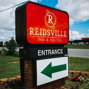 Reidsville Inn & Suites Exterior photo