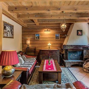 Chalet Blackbushe - Traditional Chalet - Alpes Travel - Sleeps 4-6 莱苏什 Exterior photo