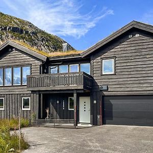 Beautiful Home In Hovden I Setesdal With Kitchen Exterior photo