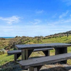 Beachfront Favourite - Foxton Beach Holiday Home Exterior photo