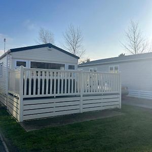 Lovely 2-Bed Cabin In Birchington Exterior photo