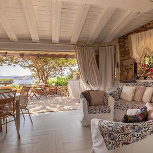 Porto Rotondo Splendido Appartamento Con Giardino Vista Mare Exterior photo