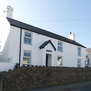 Pass The Keys Spacious Cottage In Central Benllech With Parking Exterior photo