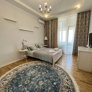Flat In Chisinau公寓 Exterior photo