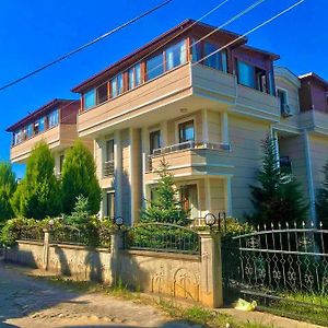 Comfortable Apartment With A Balcony 9 亚洛瓦 Exterior photo