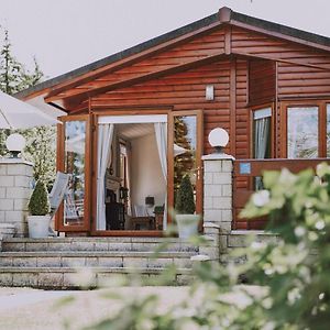 Walled Garden Lodges Loch Lomond 巴洛赫 Exterior photo