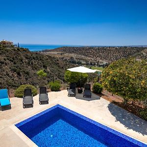 3 Bedroom Villa Melandra With Private Pool And Sea Views, Aphrodite Hills Resort 库克里亚 Exterior photo