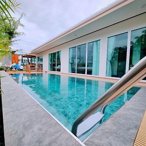 Sisters Villa บ้านพักพูลวิลล่า ใกล้ทะเล Thang Kwian Exterior photo