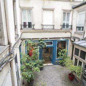 Cozy And Bright Love Cocoon Of 27 M In Paris 4Th Exterior photo