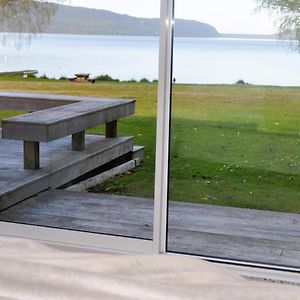 Lakeside Cottage With Jetty At Lake Tarawera 罗托鲁阿 Exterior photo